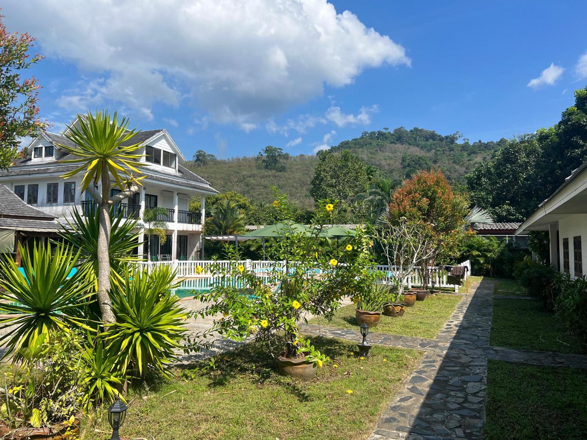 Villa Colina Khao Lak Rooms And Bungalows - Adults Only Extérieur photo